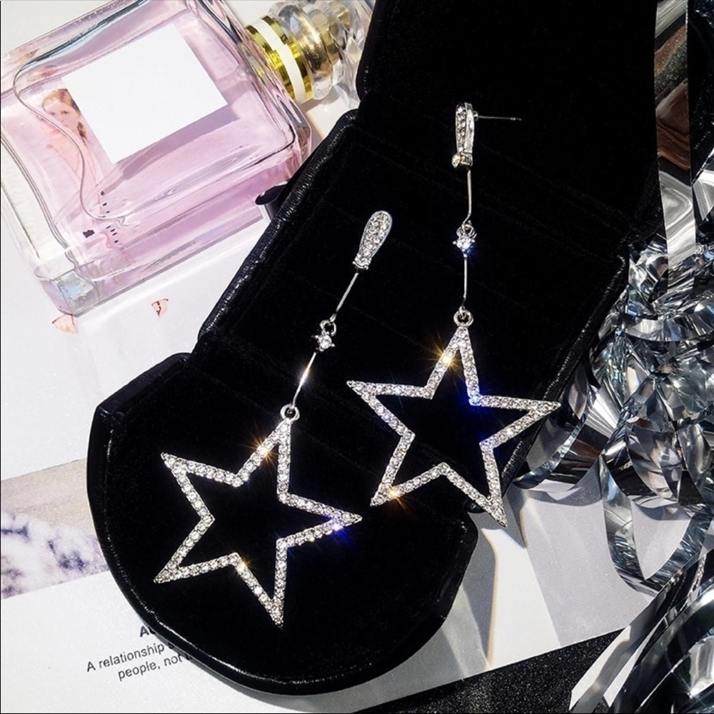 Star Shaped Cubic Zirconia Bling Silver Plated Drop Earrings - Picture 6 of 7